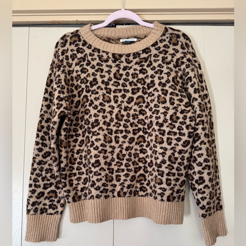 American Eagle Cheetah Print Sweater Size Small/Petite S/P